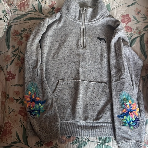 I have multiple clothing items I'm willing to negotiate pricing. - Picture 13 of 16